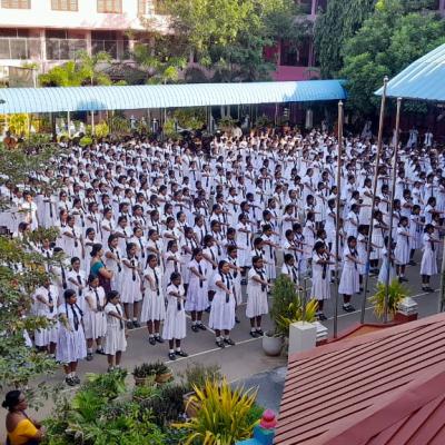 பாடசாலை நிகழ்வுகளையொட்டிய புகைப்படங்கள் 